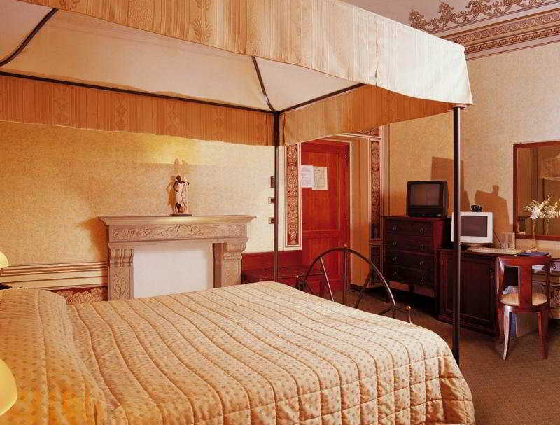 Hotel Villa San Lucchese بودجيبونسي المظهر الخارجي الصورة